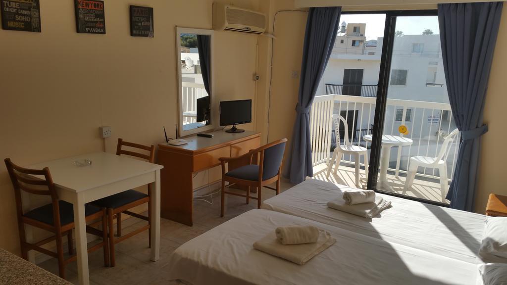 Marisa Hotel Apartments Ayia Napa Esterno foto