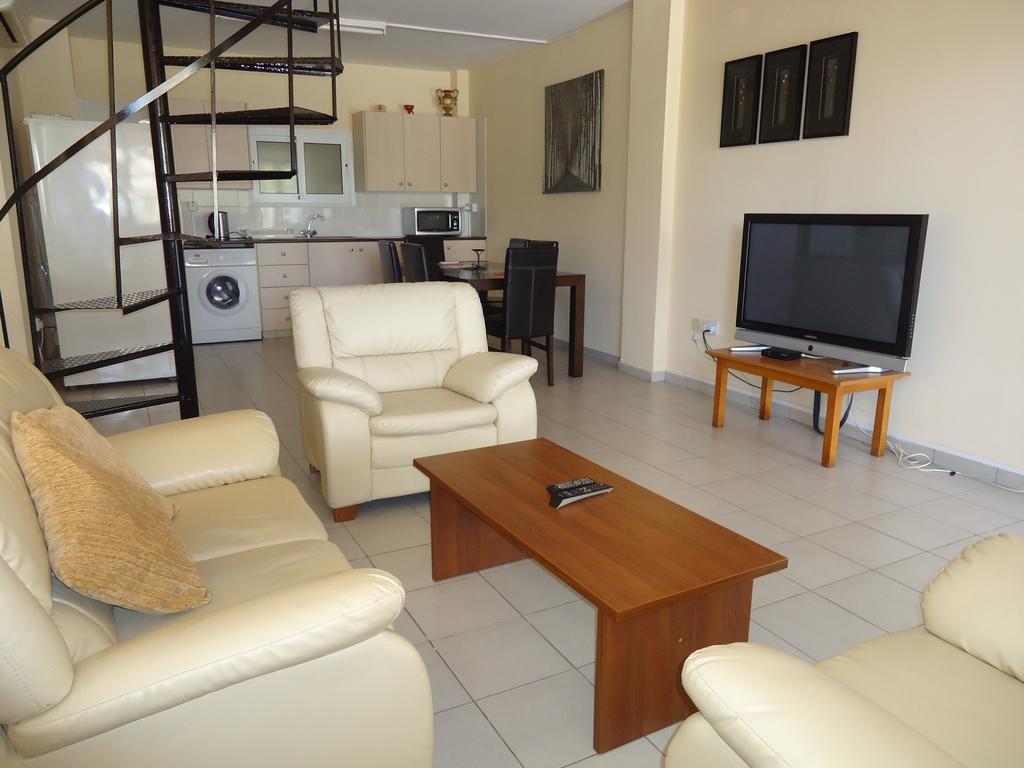 Marisa Hotel Apartments Ayia Napa Esterno foto
