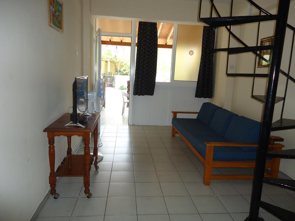 Marisa Hotel Apartments Ayia Napa Esterno foto